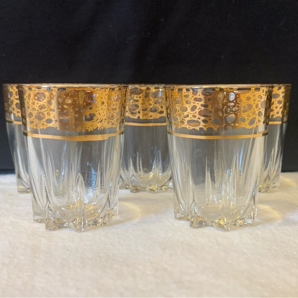 Vintage French Shot glasses Gold Detailing “Star” Base 1950’s Set of 5 - Picture 9 of 10